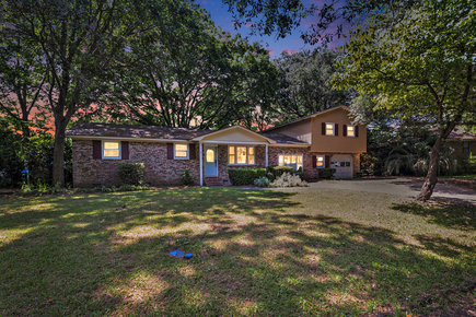 1109 Leeward Ave